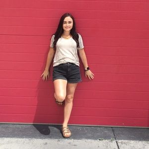 Meet your Posher, Alexis